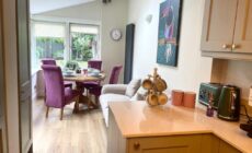 Fashionable Chic Townhouse in D4