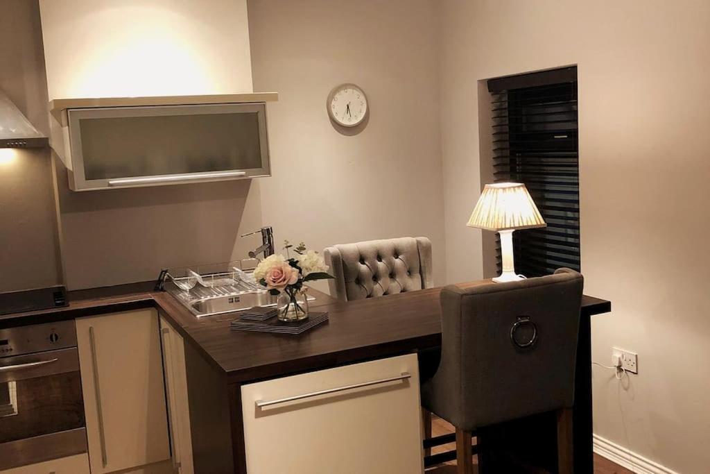 Galway City Eyre Square Apartment 180