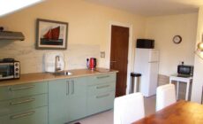 Glendalough 10 Minutes from Beautiful Farmhouse