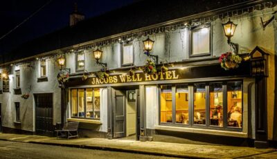 Jacob&rsquo;s Well Hotel