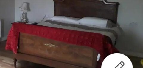 King Size Bed Private Parking Centrally Located