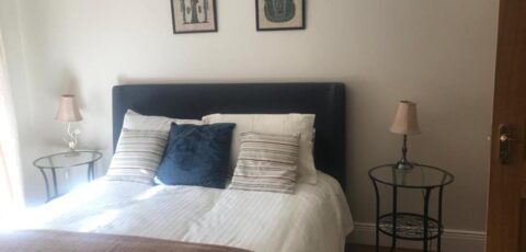 Ladysbridge private room