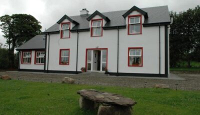 Large house on the Wild Atlantic Way Donegal