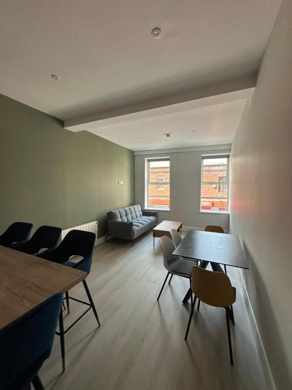 One Bedroom Central Apartment