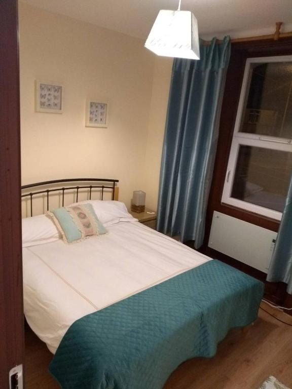 One bed apt in listed Georgian house