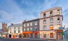 Queens Hotel