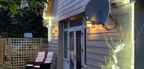 The Bird House Coastal Lodge in lovely Forest Setting nr. Kinsale