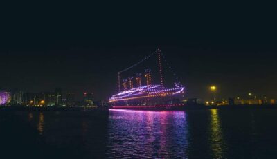 Le Titanic reconstitué par des drones à Belfast