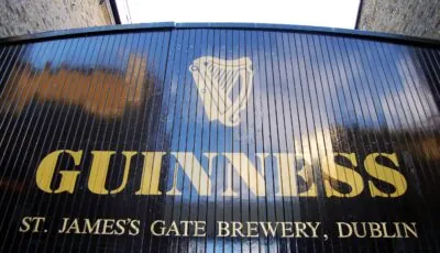 La Porte St James de Guinness - bjaglin - cc