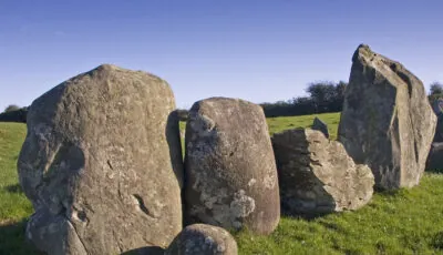 Le Ballynoe stone circle - philip hay - cc