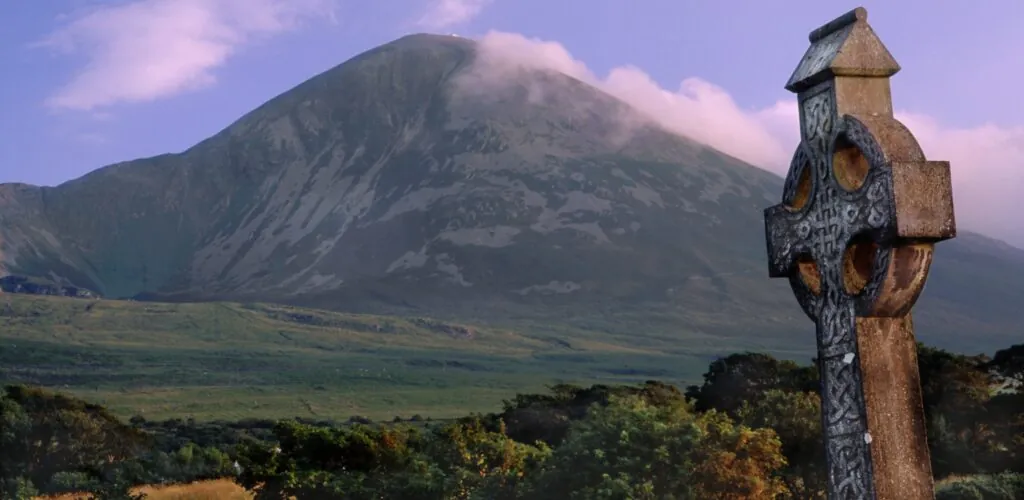 Sur les traces de Saint-Patrick : notre top des 10 randonnées à faire en Irlande