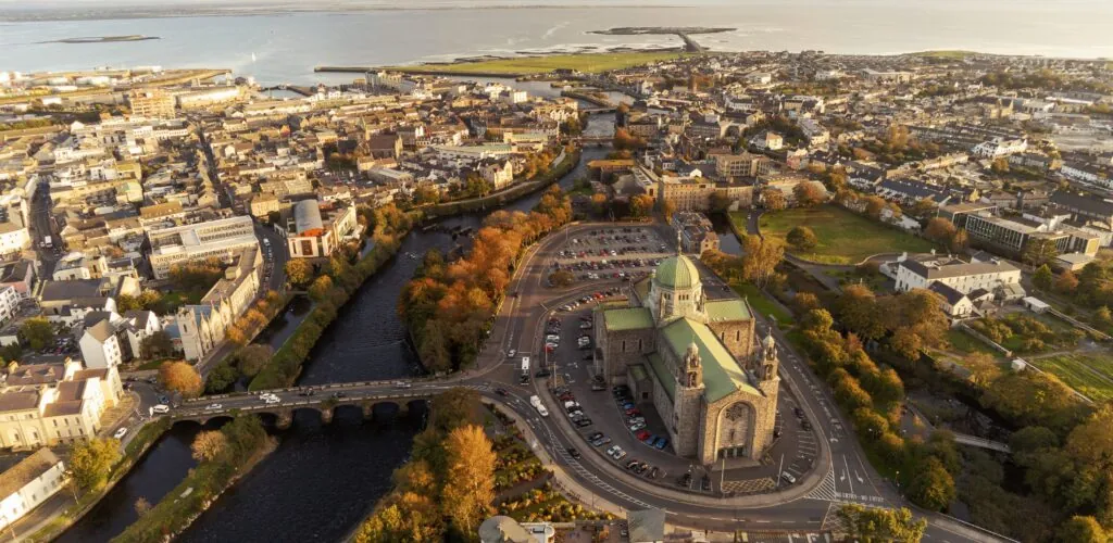 La Galway Cathedral - © mark_gusev
