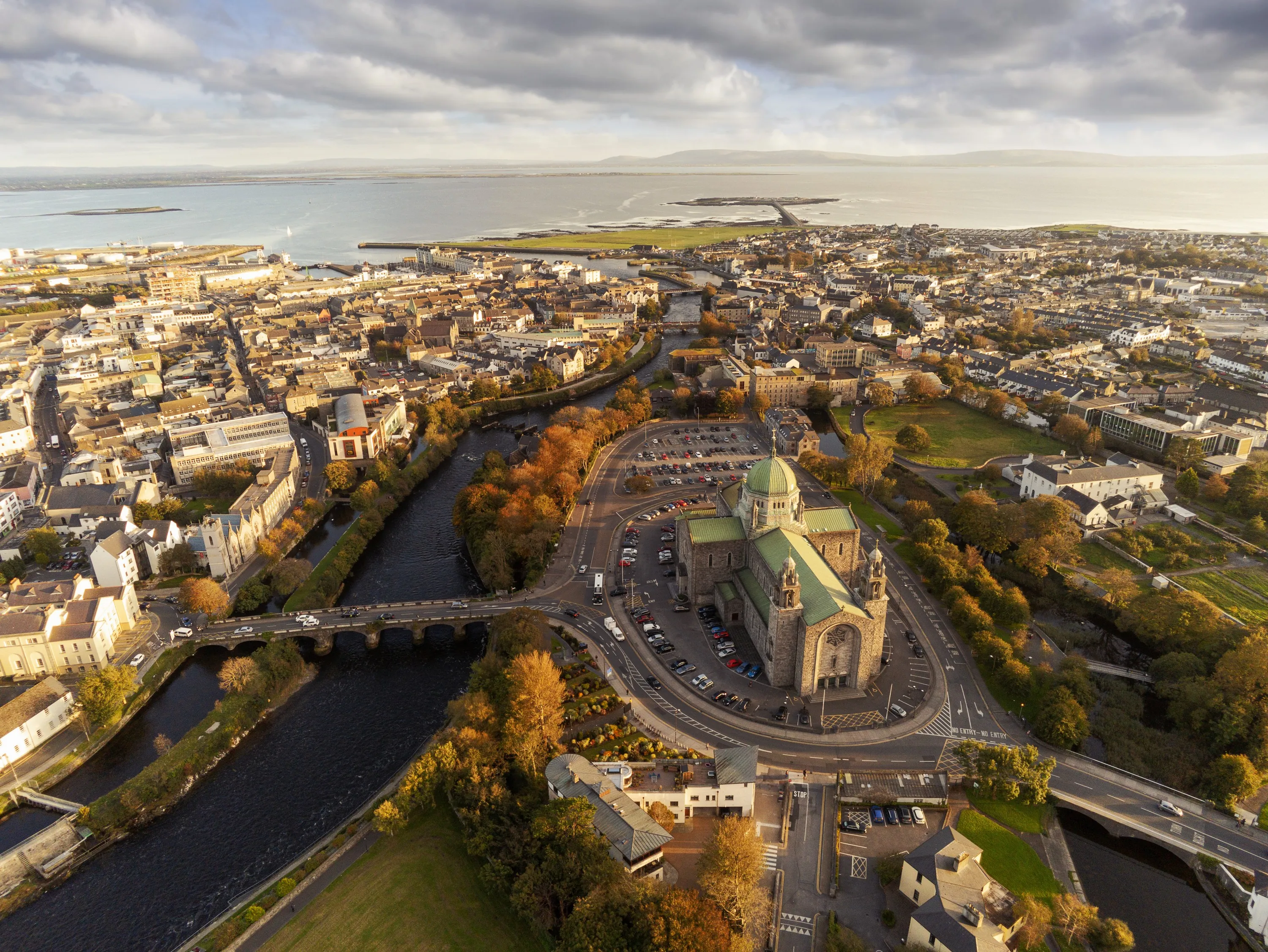 La Galway Cathedral - © mark_gusev