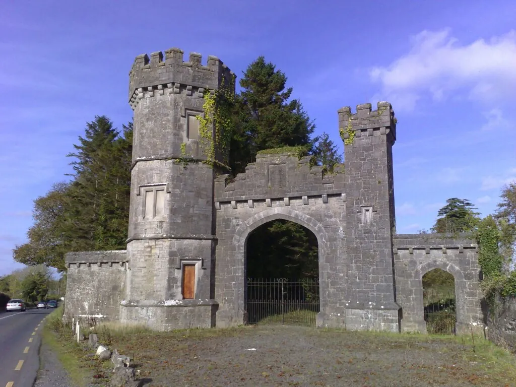 Le Knockdrin castle - Adlo1981 - cc