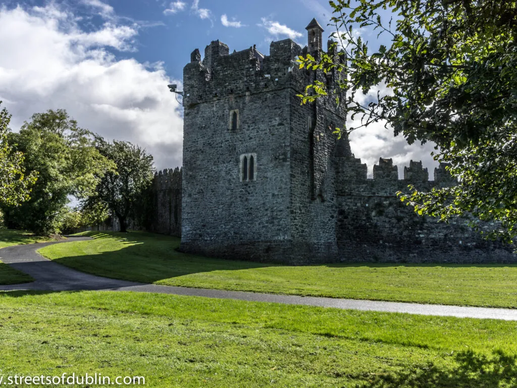 Le Swords Castle - infomatique - cc
