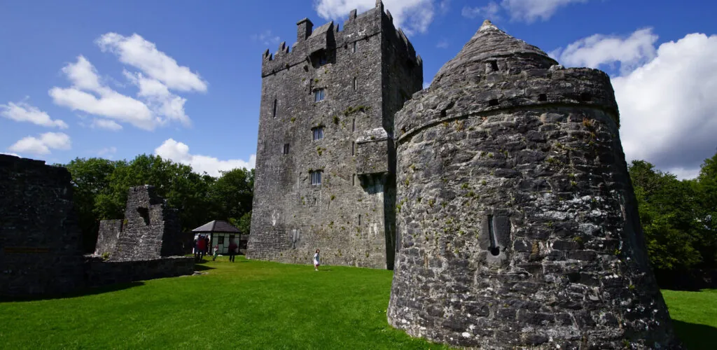 Aughnanure castle - Olivier Dubois - cc
