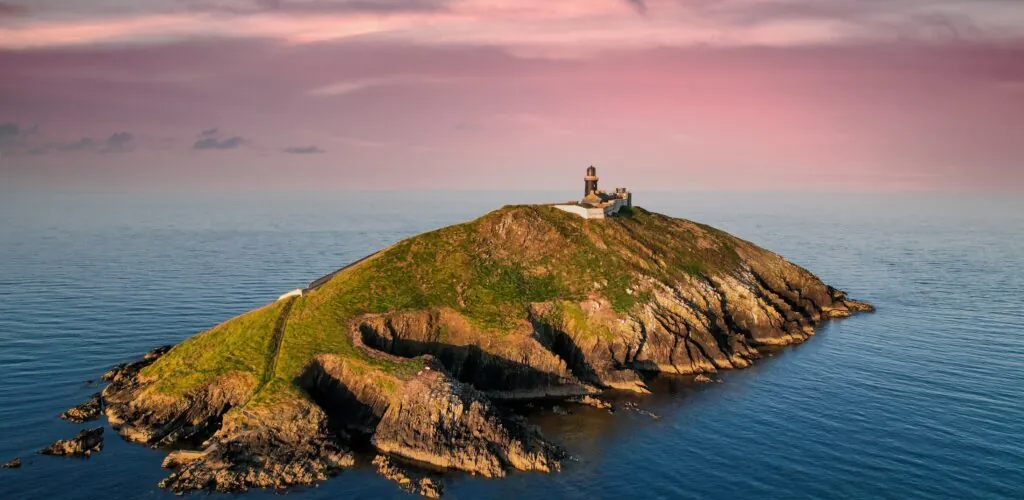 ballycotton lighthouse