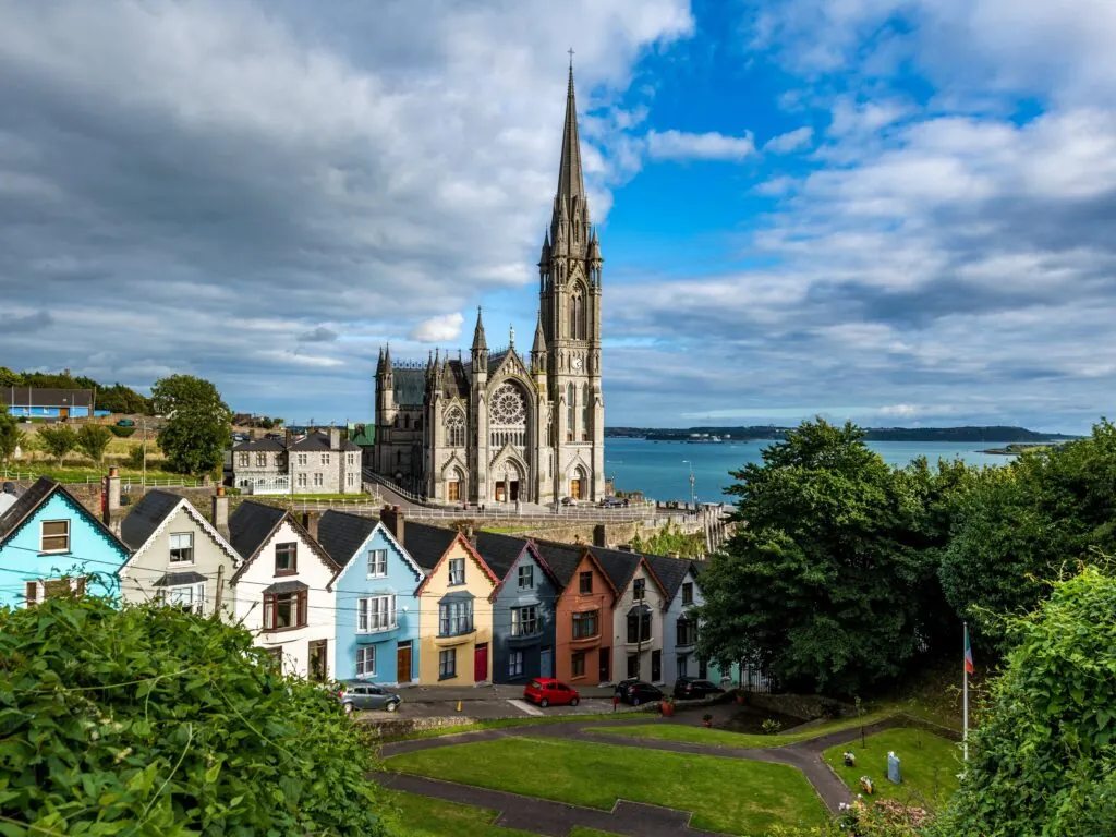 La St Coleman's cathedral à Cobh - © Jiri Castka