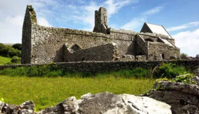 La Corcomroe Abbey 1 La Corcomroe Abbey - Erin Perry - cc