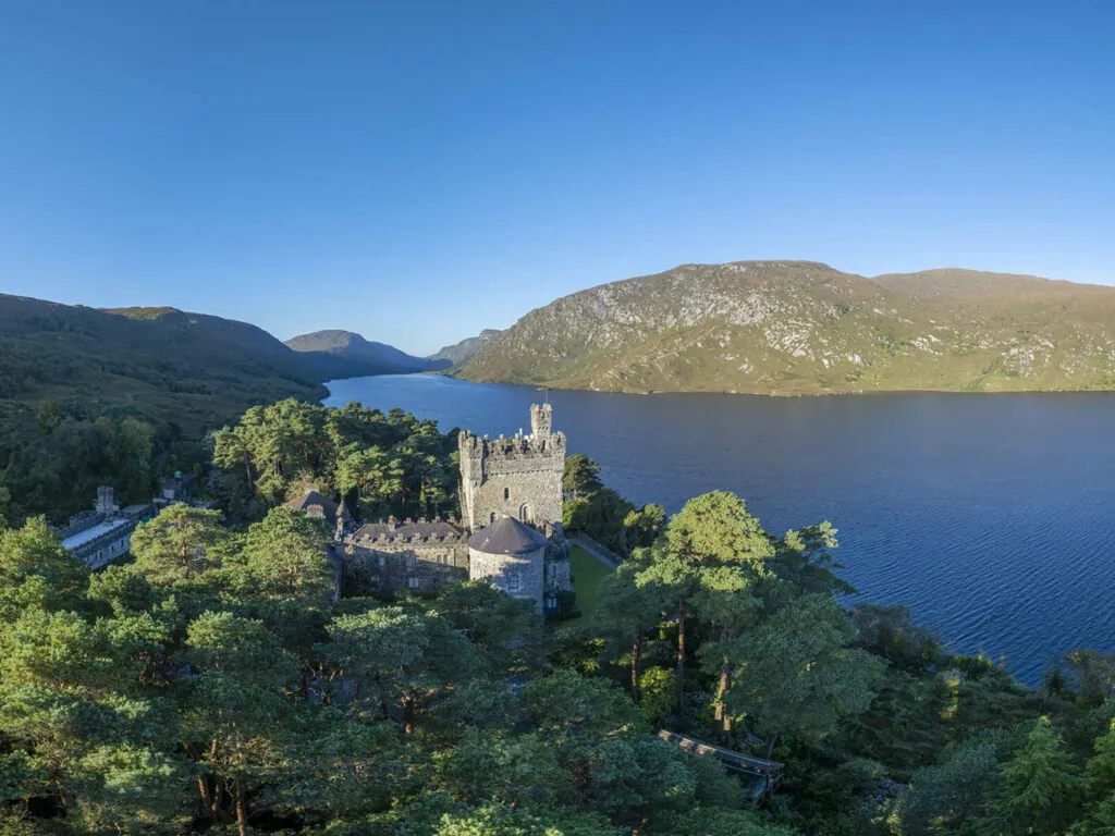Glenveagh castle - © Tourism Ireland by Gareth McCormack
