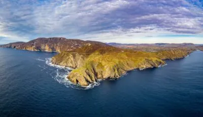 Slieve League 2 Vue aérienne de Slieve League - © Lukassek