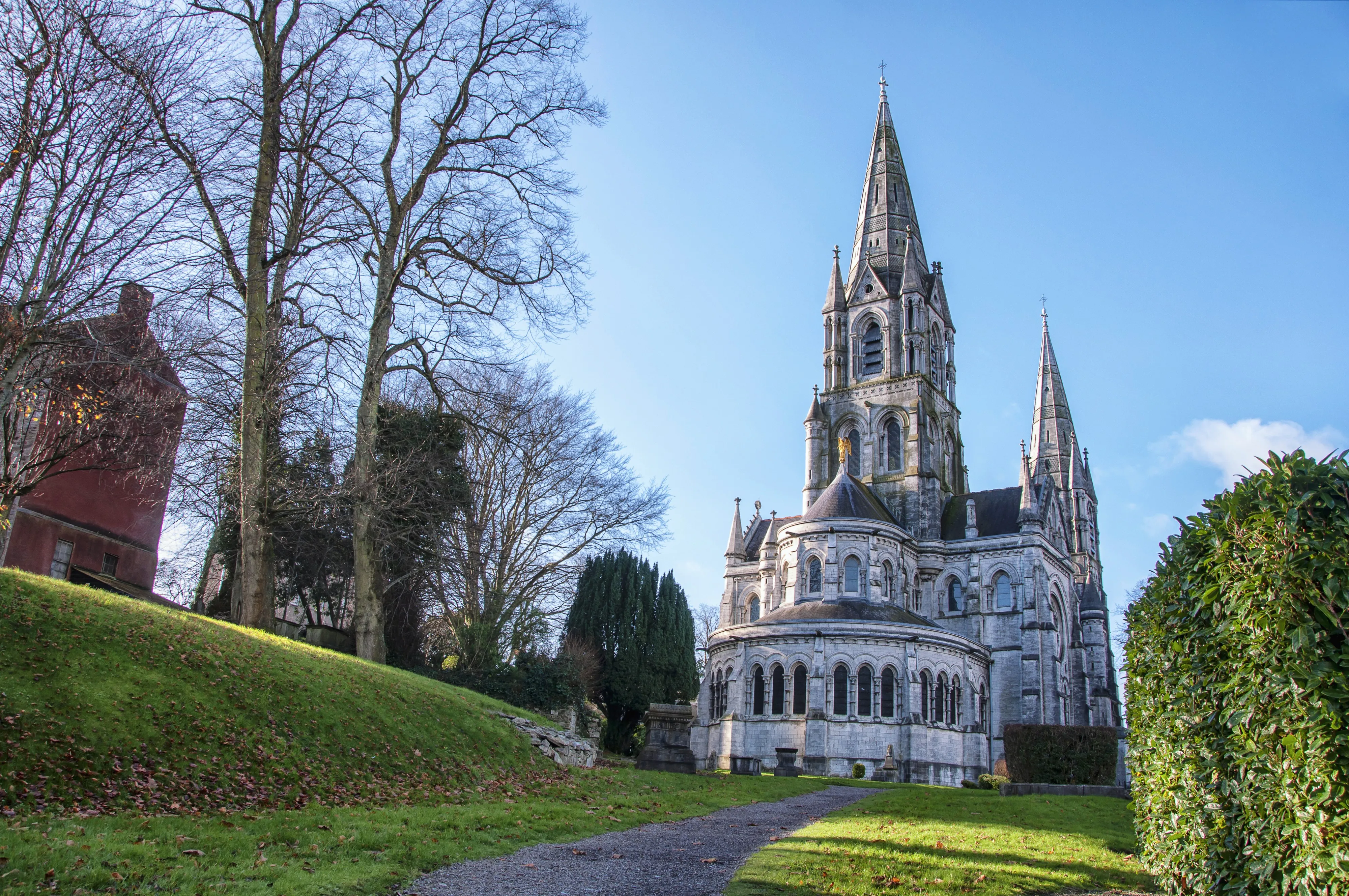La St Finnbarr Cathedral - © Madrugada Verde