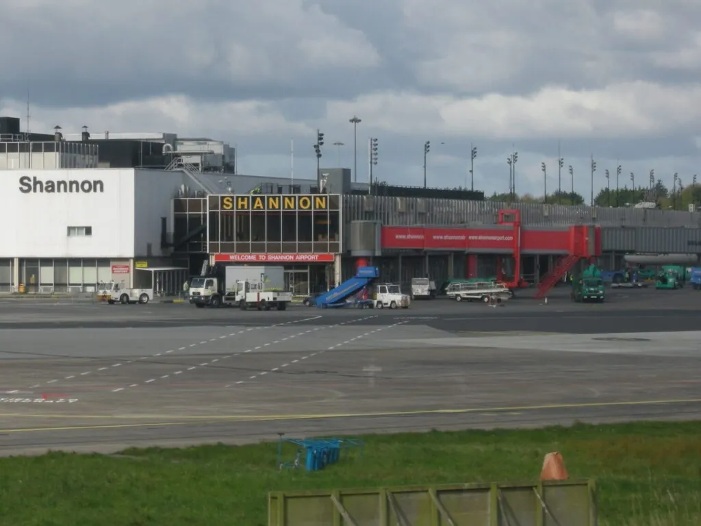 Aéroport de Shannon - IrishFireside - cc