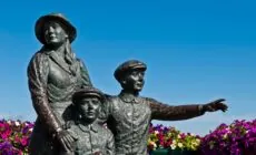 Le Annie Moore Monument à Cobh - © Luis Santos