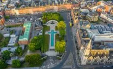 Garden of Remembrance (Jardin du souvenir) à Dublin - © Irish Drone Photography