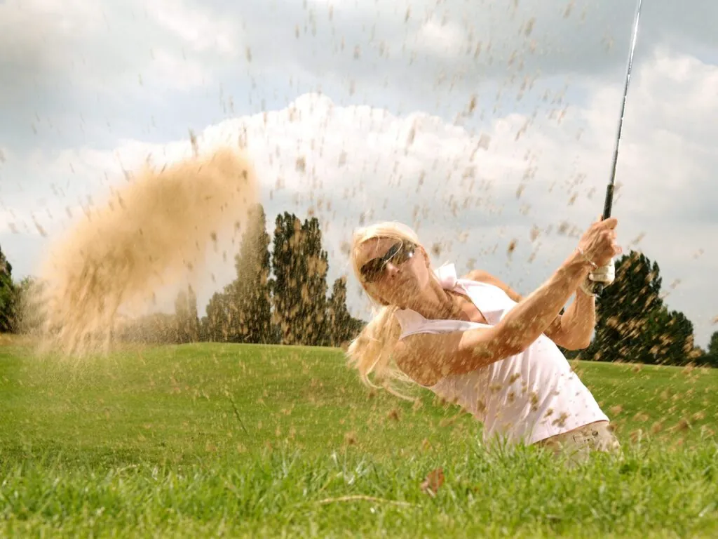 Une golfeuse - Domaine public