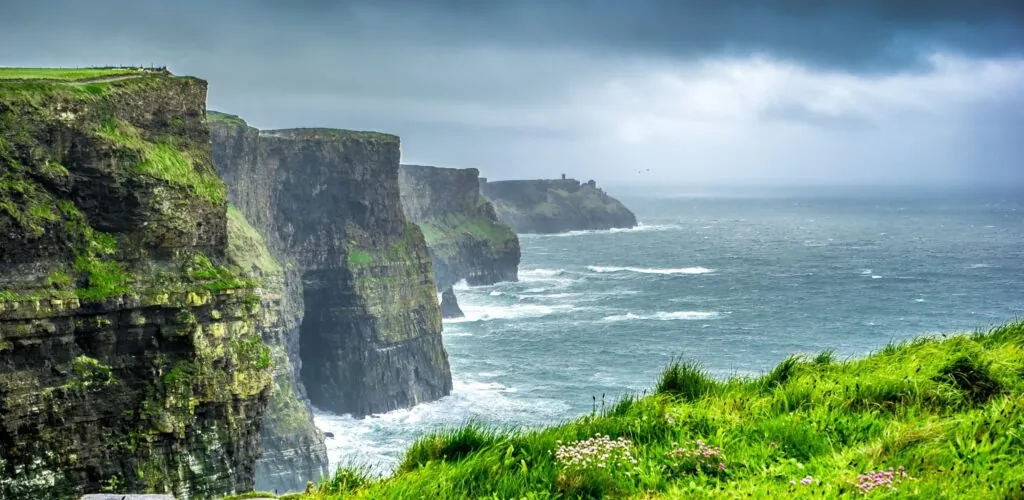 5 raisons de découvrir l'Irlande en automne ! 1 Falaises de Moher - Giuseppe Milo - cc