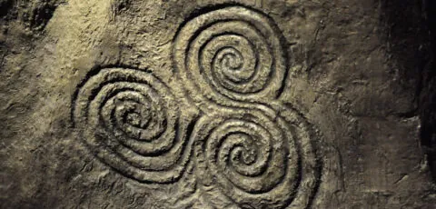Un triskell à Newgrange - young shanahan - cc
