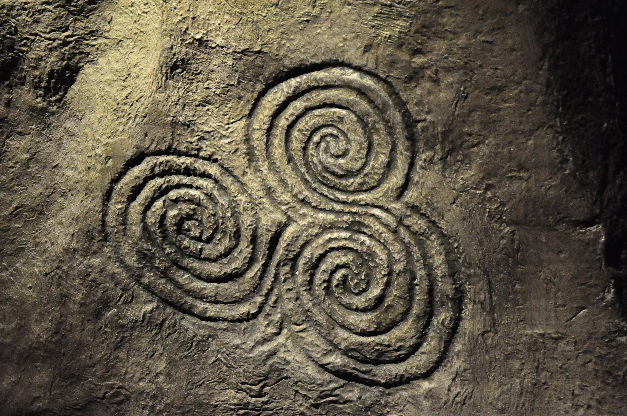 Un triskell à Newgrange - young shanahan - cc