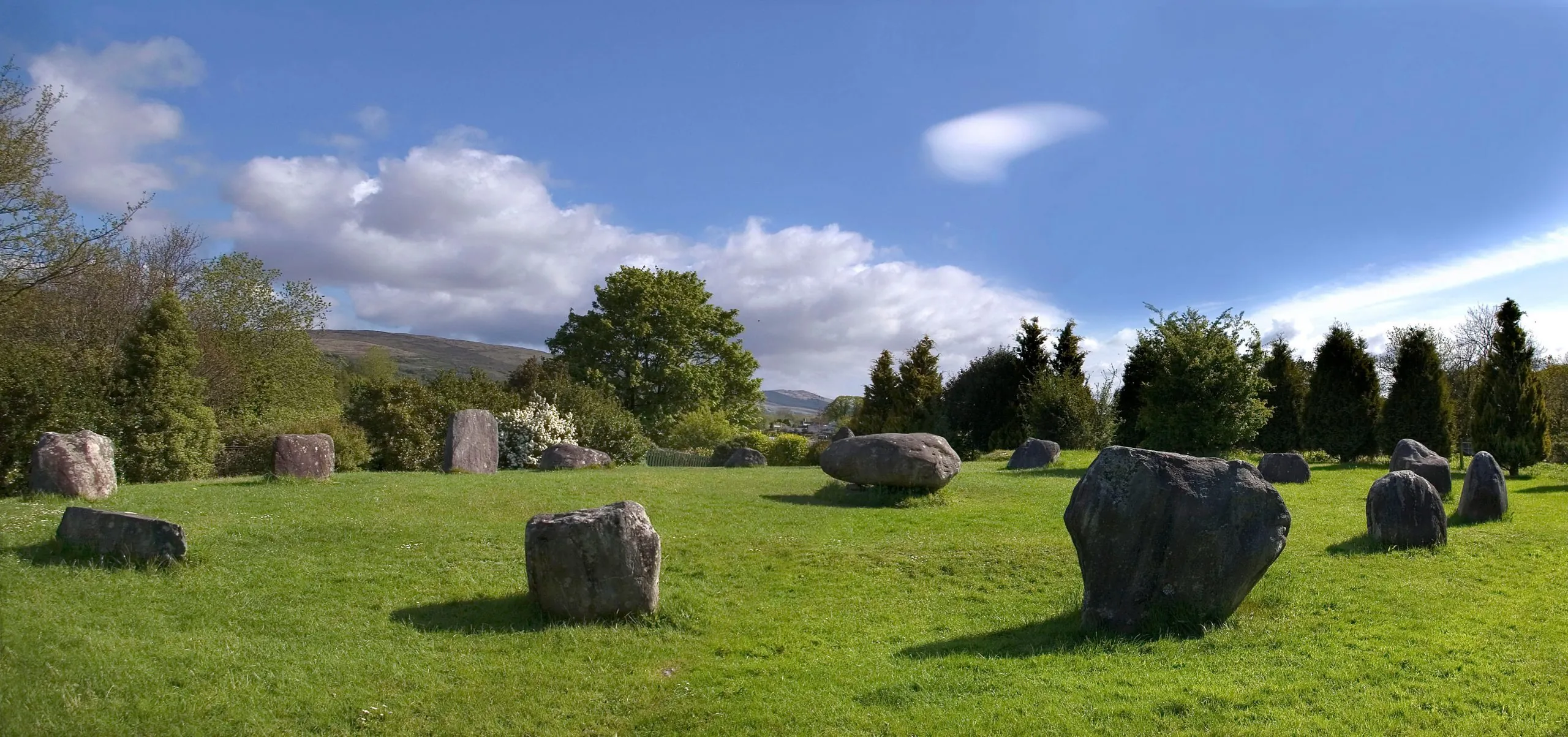 Le Kenmare Stone Circle - A Ryan - cc