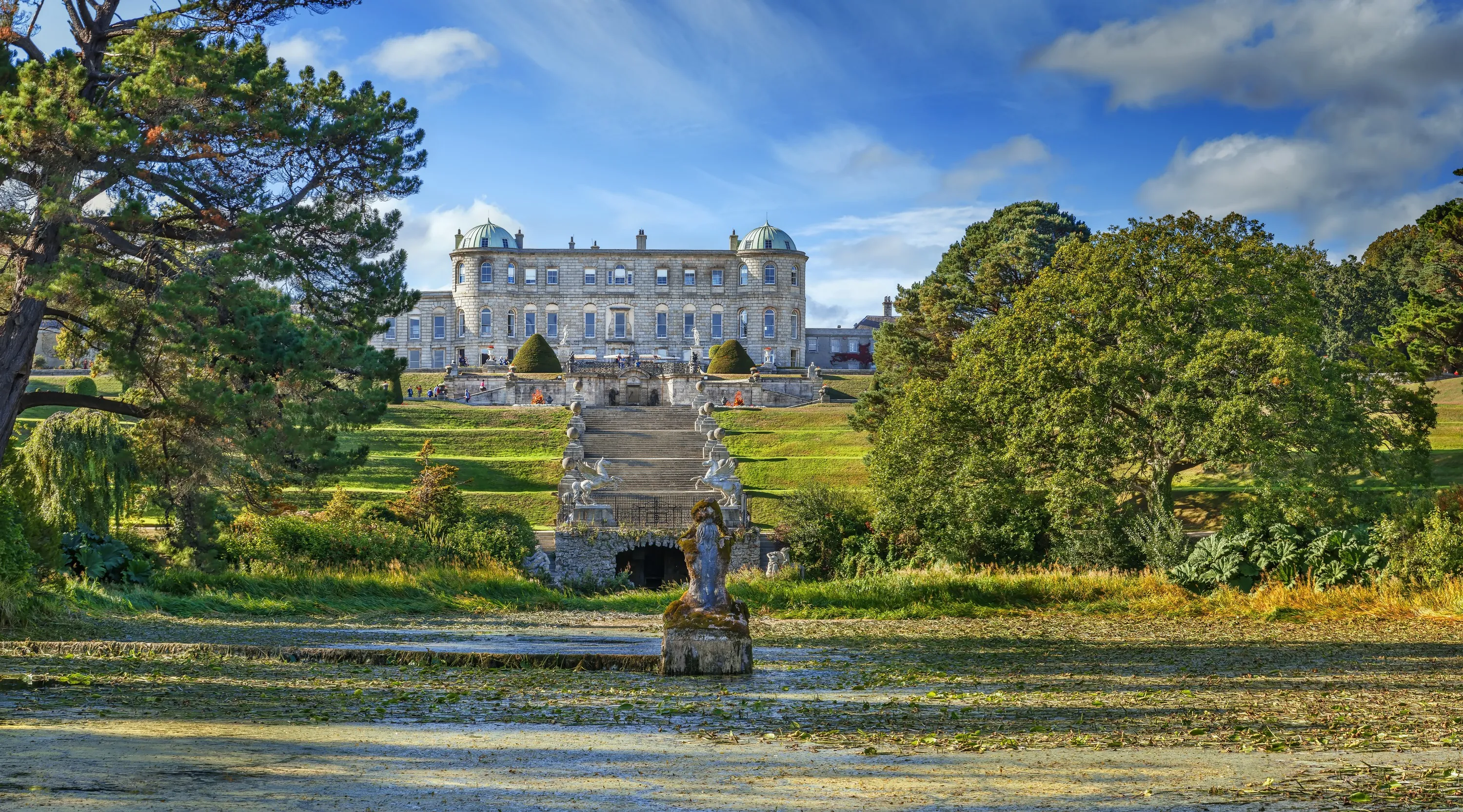 La Powerscourt House - © borisb17