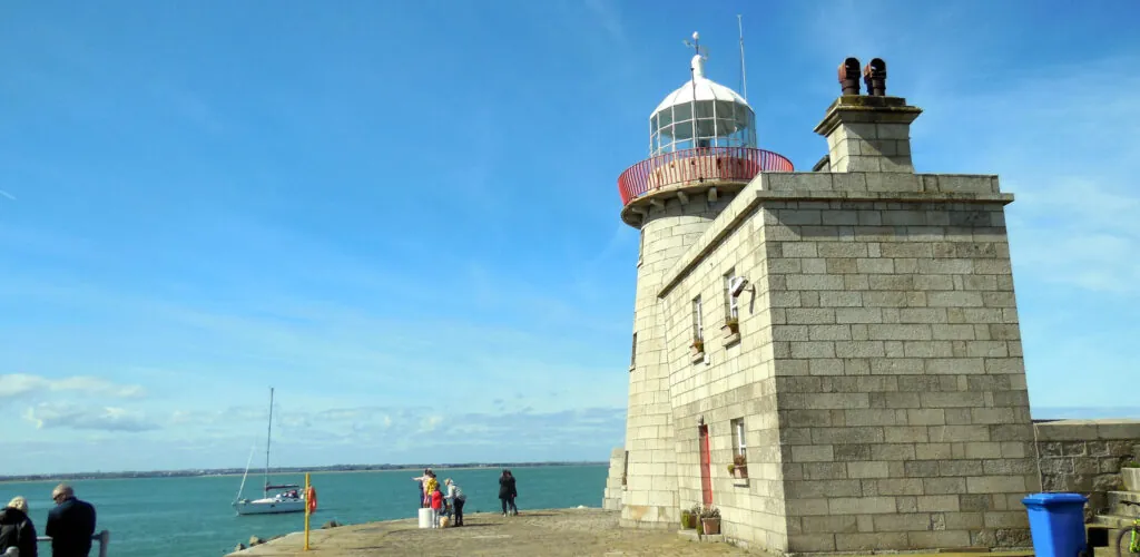 howth lighthouse 1