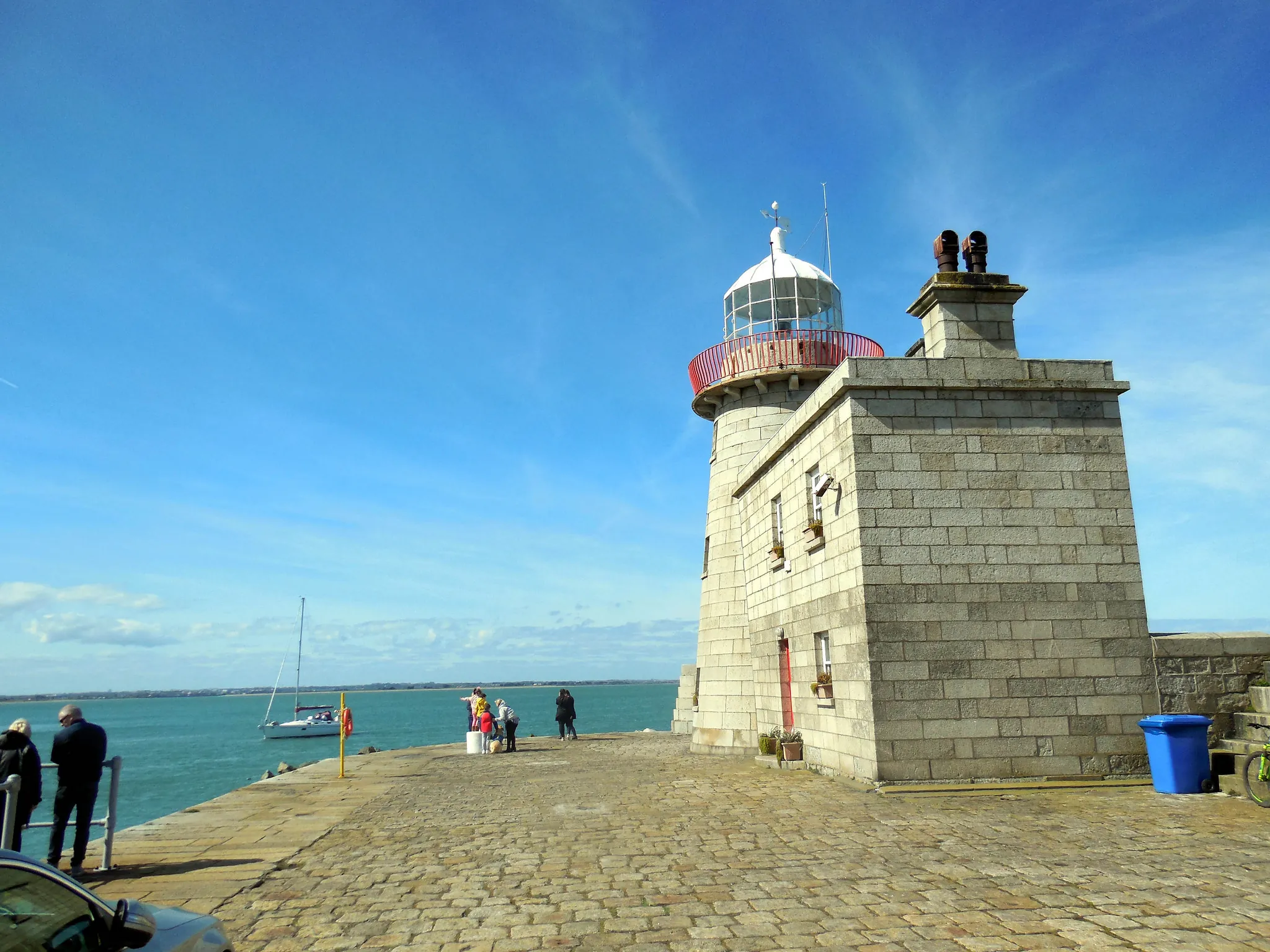 Le Howth lighthouse - fabeblau - cc