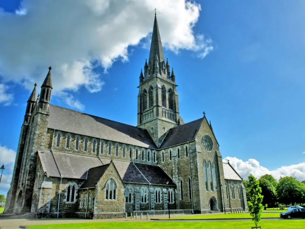 La St Mary's cathedral à Killarney - © robnaw
