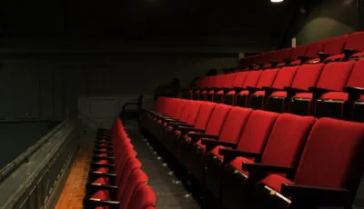 Le Galway Theatre - kaykaybarrie - cc
