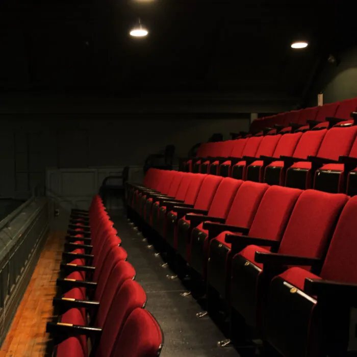 Le Galway Theatre - kaykaybarrie - cc
