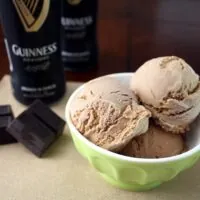 Une glace à la Guinness - www.peaceloveandfrenchfries.com