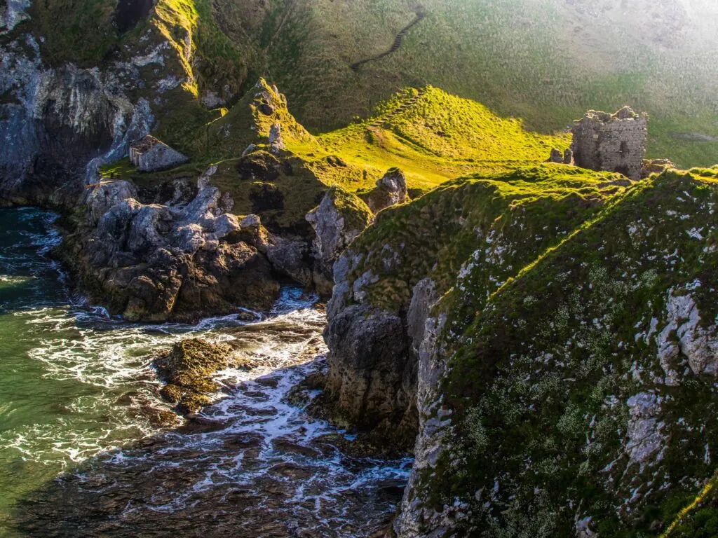 Kinbane castle - © Evaldas