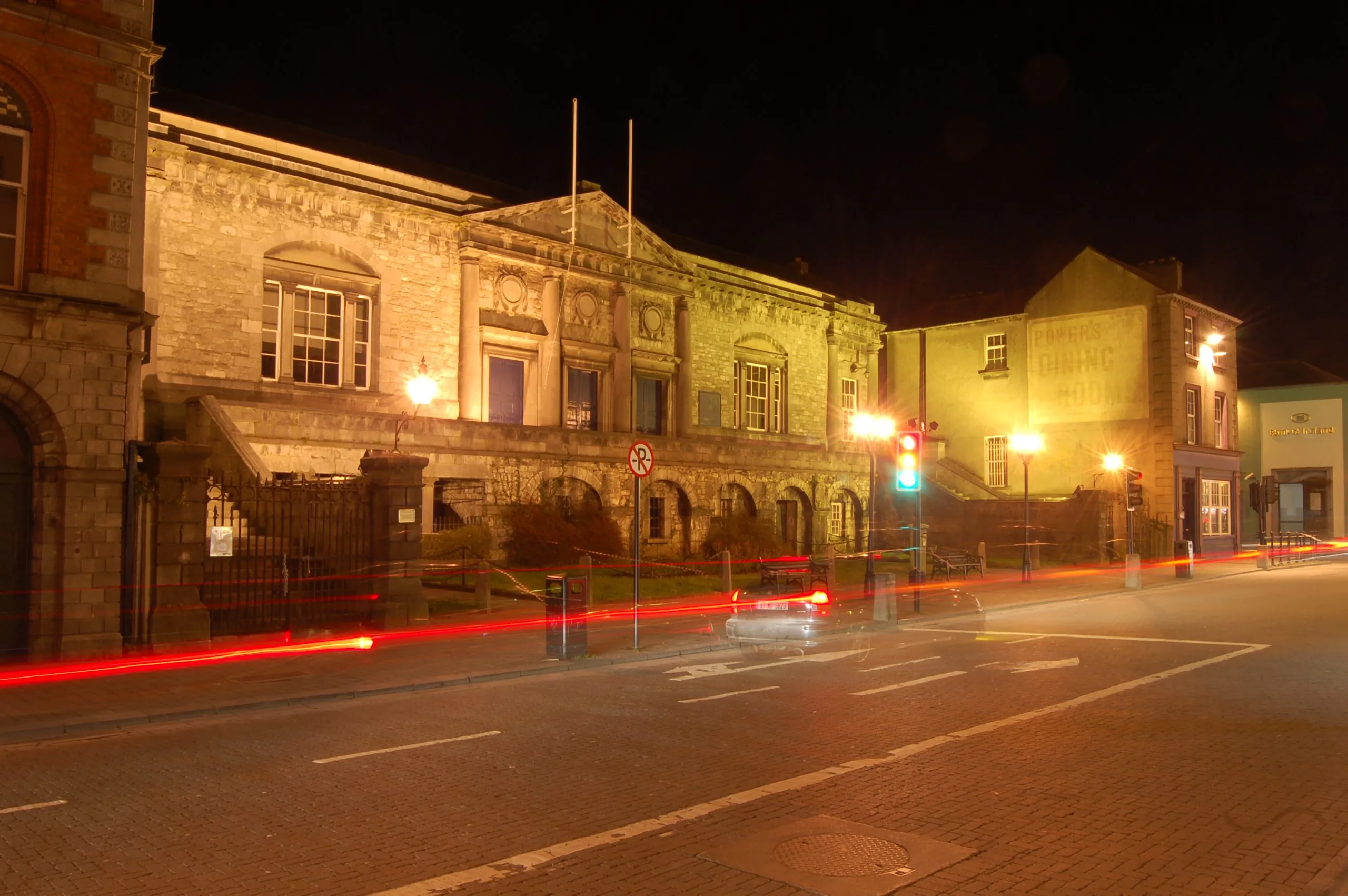 La Grace's Courthouse - stephenhanafin - cc