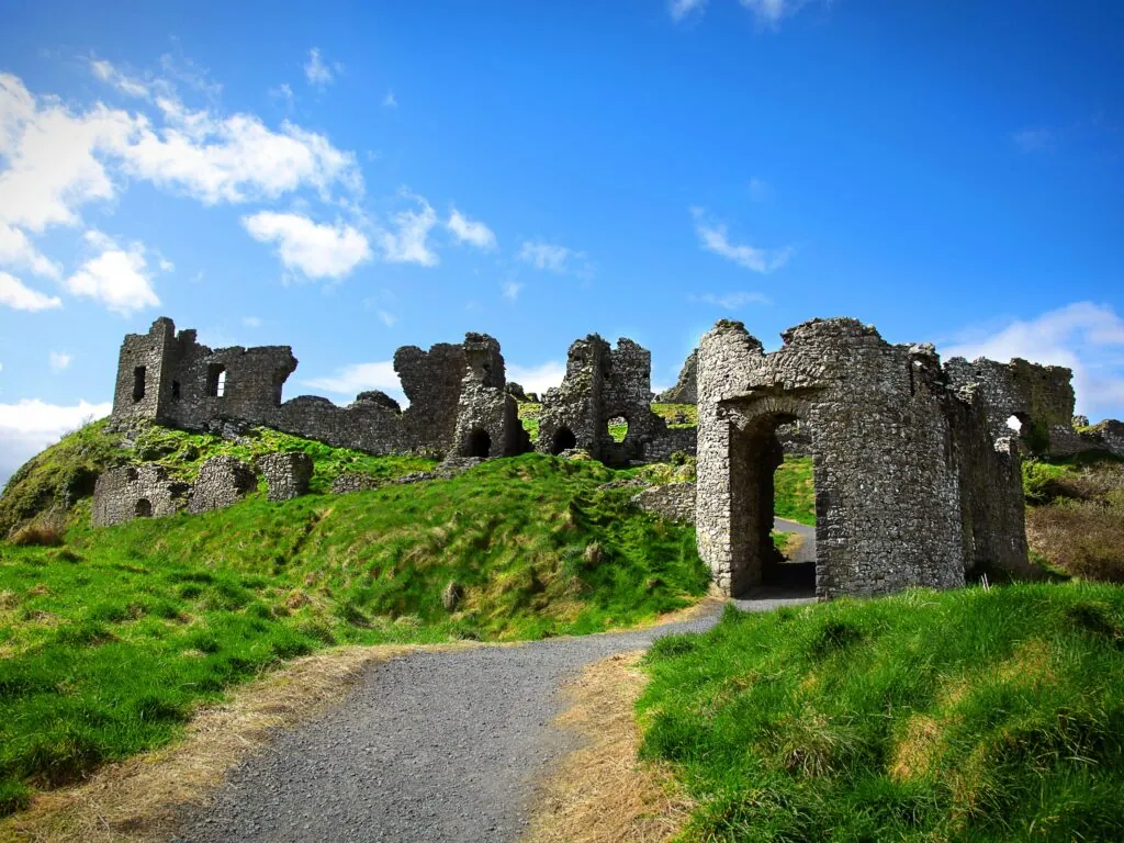 Le Rock of Dunamase - © Jason Busa