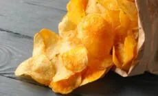 Des chips au vinaigre en Irlande - © Atlas