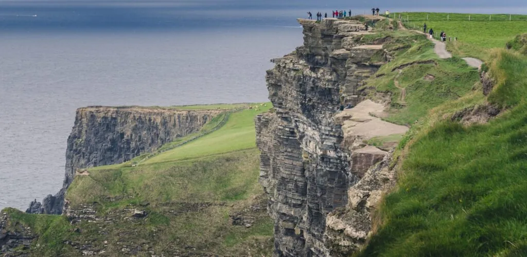 Falaises de Moher : le gouvernement va moderniser ses installations pour 16 millions d&rsquo;euros