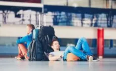 Des voyageurs et leurs sacs - Chalabala