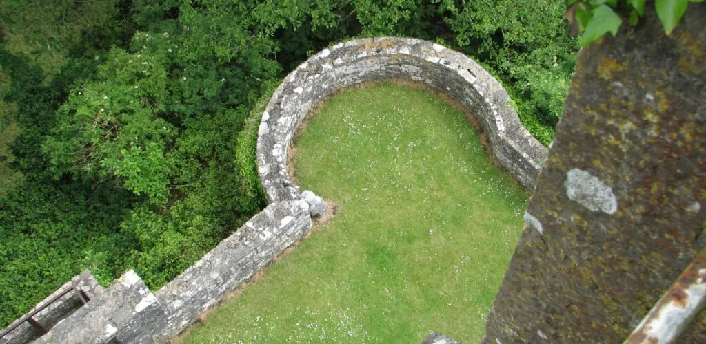 craggaunowen castle 1 e1474451718566