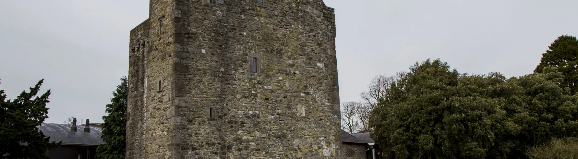 Le Ashtown Castle