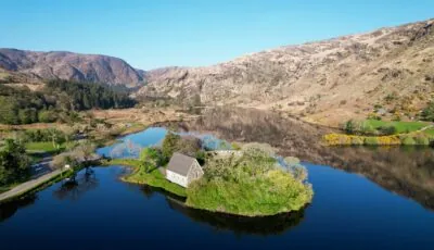 Le St Finbarr's oratory de Gougane Barra - © bacothelock